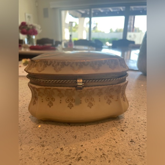 VTG Ardalt Jewelry Box - Picture 3 of 3